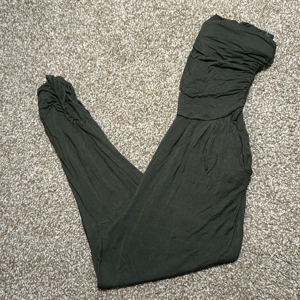 Green romper/jumpsuit